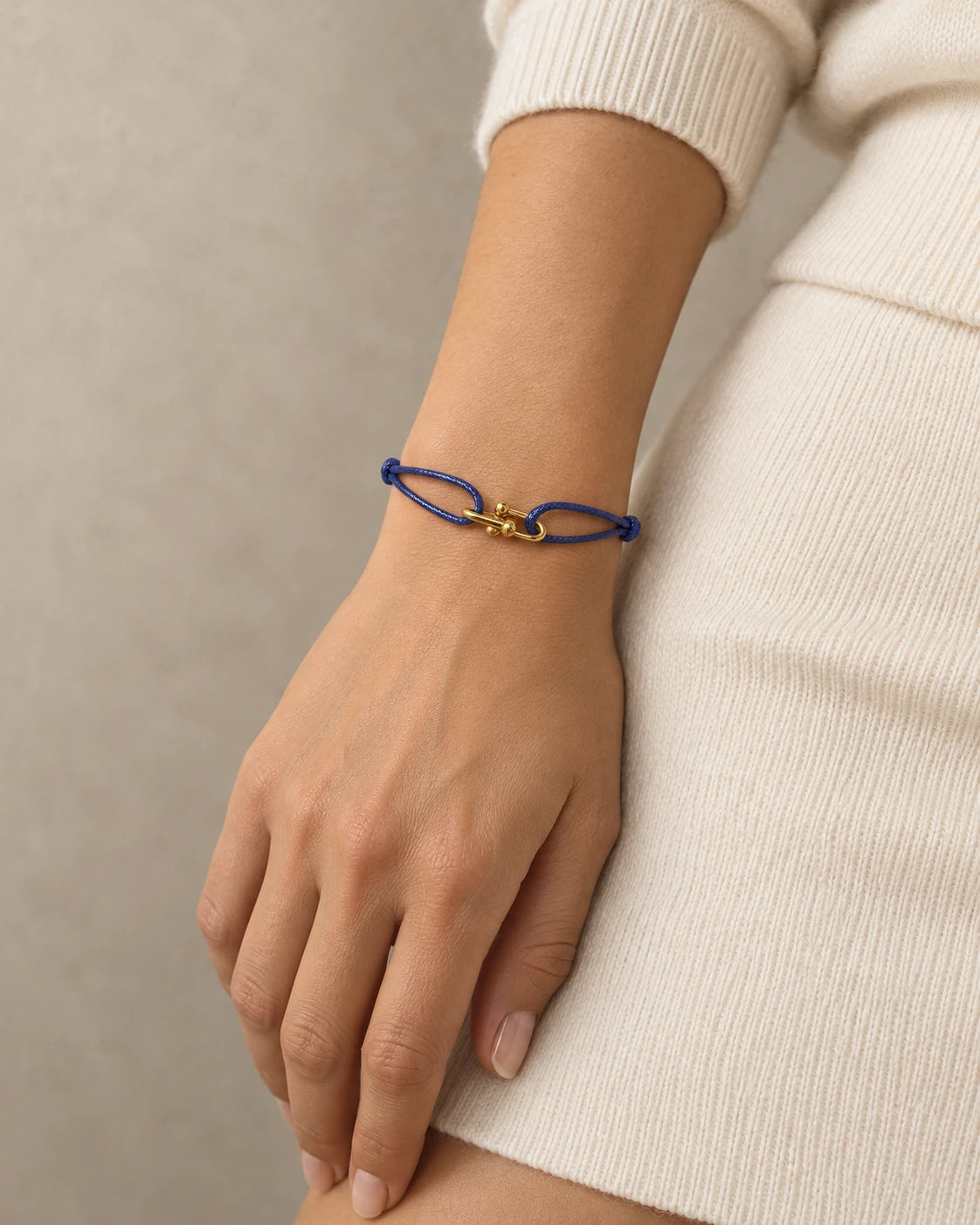 KNOT BRACELET