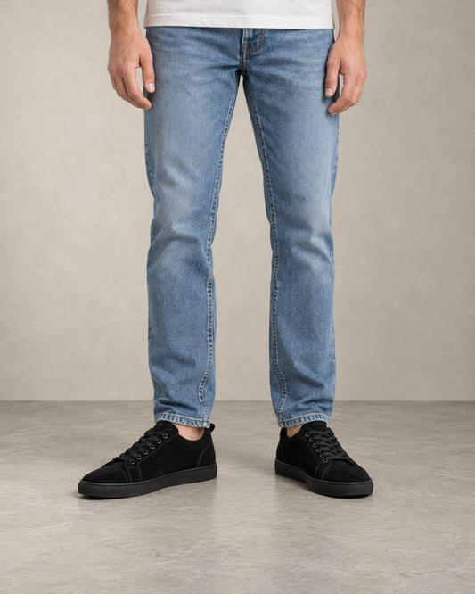 SUEDE SNEAKER
